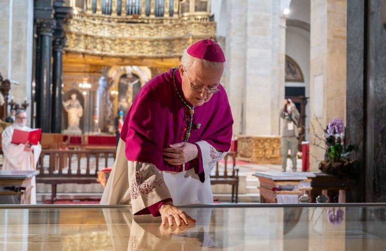 Ostensione straordinaria della Sindone